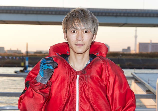 競艇】【ボートレース】興津藍選手 サイン入りSGジャンパー上下セット-