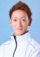 選手名：佐　藤　　　　翼